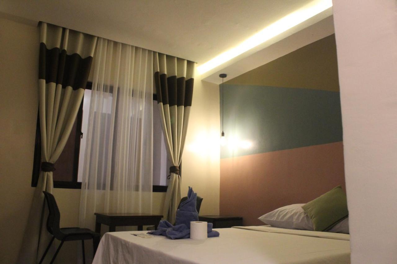 Ninie'S Place Puerto Princesa Εξωτερικό φωτογραφία