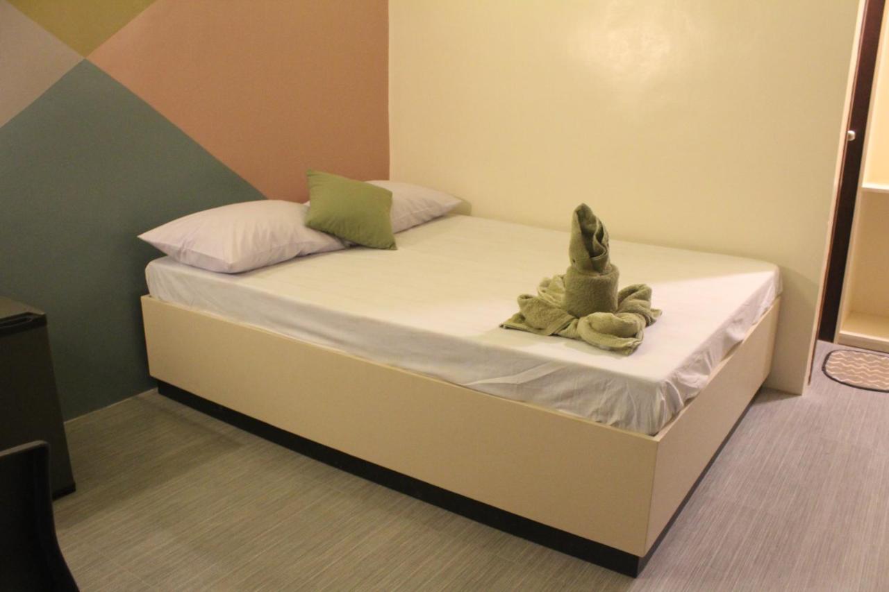 Ninie'S Place Puerto Princesa Εξωτερικό φωτογραφία